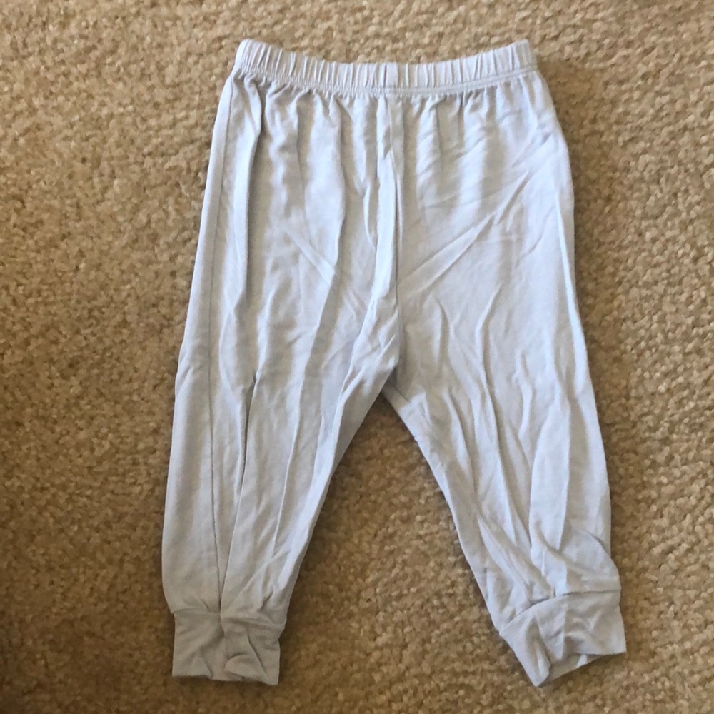 Gently used Kyte Baby pants. 6-12 months. Color: fog